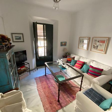Apartamentos Turisticos Virgen Del Monte 67 Sevilla Eksteriør billede